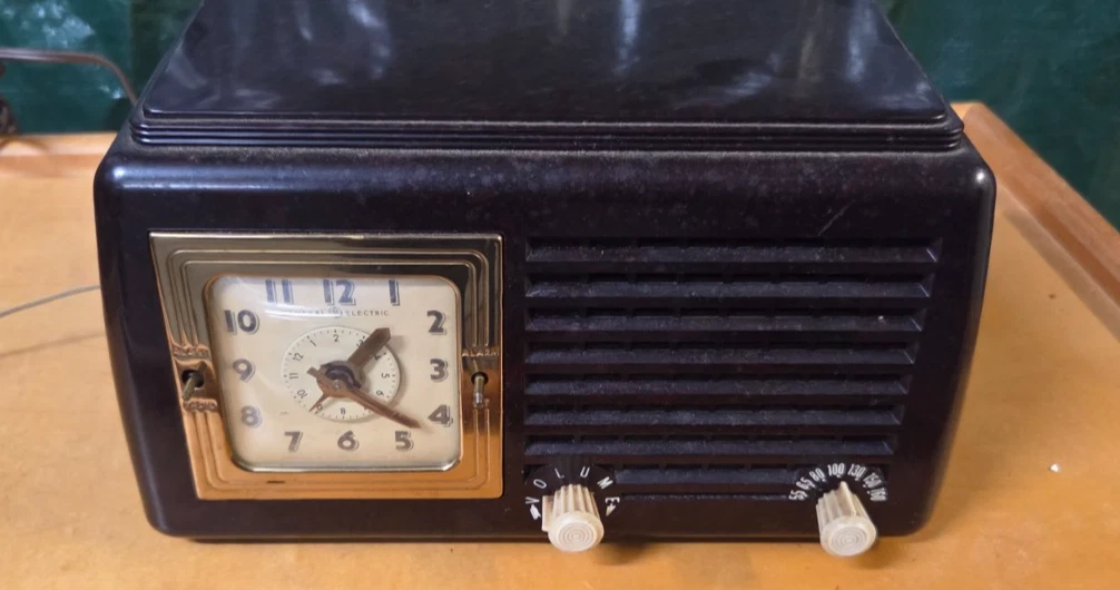 Ge Tube Radio In Collectible Tube Radios 1950-1959 for sale | eBay