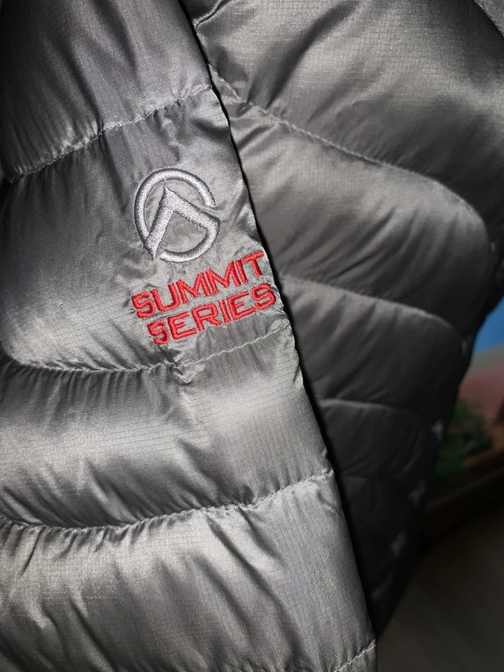 The North Face Summit 系列 800 Down 女式大号 Pertex Flaws — 第 3/4 张图片