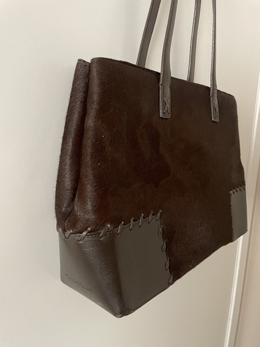 Bolso de Mano Vintage Cole Haan Pelo de Pony Cuero de Vaca Marrón Punto Látigo - Imagen 5 de 18