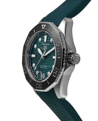 New Tag Heuer Aquaracer Professional 300 Date Women's Watch WBP231G.FT6226 - Picture 3 of 4