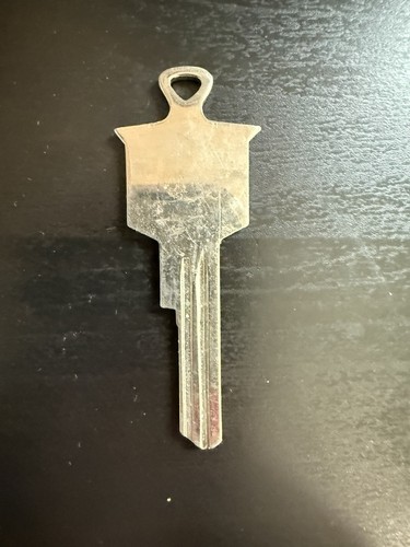 PLYMOUTH Mayflower CREST KEY blank 1956-1967 Vintage Satellite Belvedere Fury - Picture 2 of 2