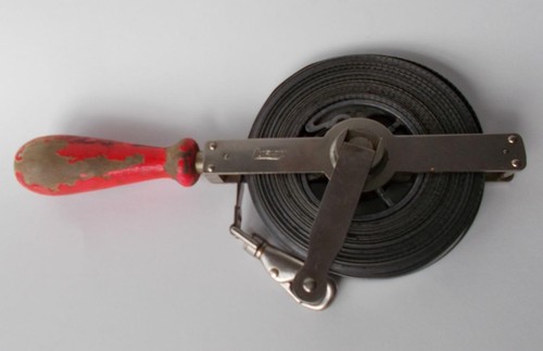 Vintage LUFKIN 66' Metal Rule Retractable Surveyor Tape Wood Handle #N27155 - Picture 8 of 9