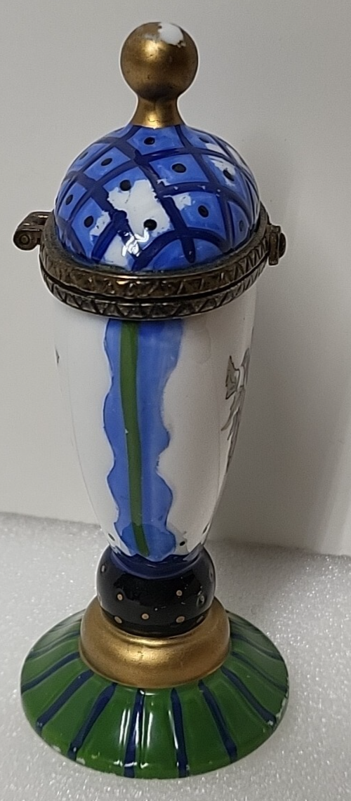 Picture 2 of 10