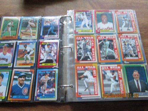 ALL-STAR BASEBALL ALBUM. AN ASSORTMENT OF 468 BASEBALL TRADING CARDS. VG to NM. - Picture 2 of 7
