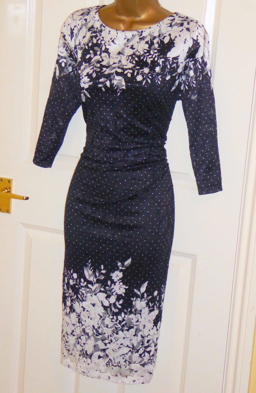 Picture 1 of 4
