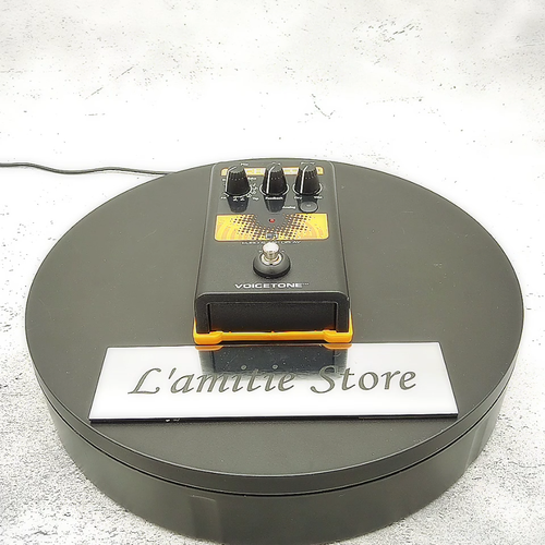 TC-Helicon VoiceTone E1 echo tap delay pedal Effects Processor VOICE TONE Great - Video 1 of 1