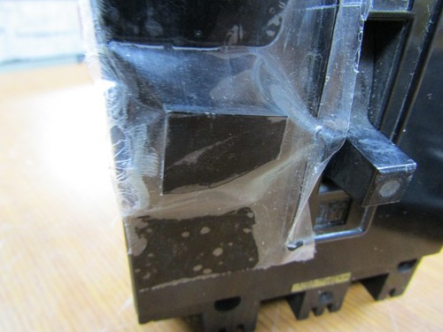 💥WESTINGHOUSE 15 AMP CIRCUIT BREAKER 3 POLE 480 VAC EH3015 - FLAW - Picture 8 of 10
