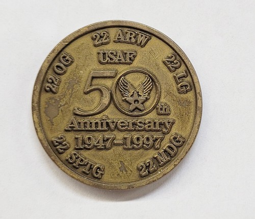 USAF 50th Anniversary 22d Air Refueling McConnell AFB Challenge Coin Wichita KS - Imagen 2 de 2