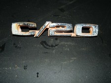 Single 1969-70 Chevy C/20 Fender Emblem -3940814
