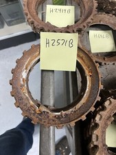 1 USED H2571B STEEL / CAST IRON John Deere JD PLANTER Seed Bean PLATE H 2571 B