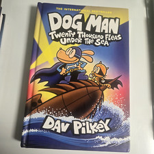 Dog Man: Twenty Thousand Fleas Under the Sea: A Graphic Novel (Dog Man #11):