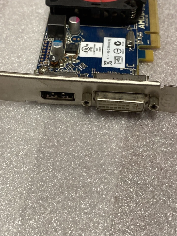 AMD ATI Radeon HD 6450 1GB PCIe DVI DPort LP Low Pro Video Card ATI-102-C26405 - Image 2 of 3