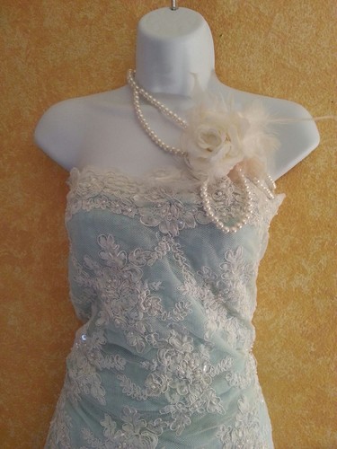 Vintage Glam Style Ivory Beaded Lace & Blue Sheath Wedding Bridal Gown Maxi - Picture 5 of 12