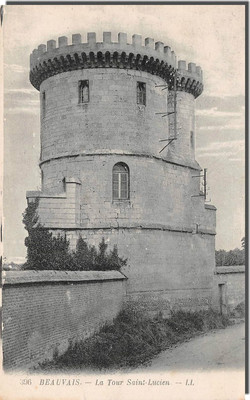 Old postcard 60 - Beauvais La Tour Saint Lucien