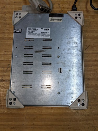 Vintage Lacie 2151 ST External SCSI Hard Drive 2.1 GB - Picture 10 of 10
