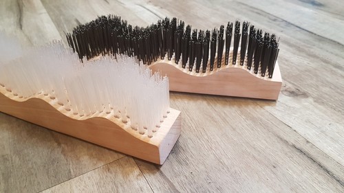 Corrugated Roof Brush - Steel or Nylon Wire. - Picture 3 of 3