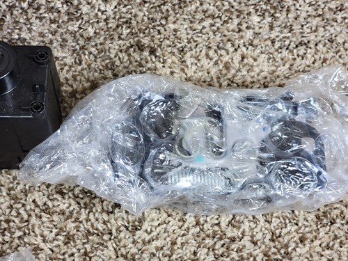 CHRYSLER/DODGE/JEEP WIRELESS IGNITION NODE RECEIVER MODULE W/ keys - Picture 5 of 16