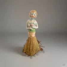 14 cm Victorian Girl Lady Crumb Brush broom Whisk Porcelain half Doll JAPAN 226