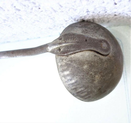 Antique OLD WEST HAND FORGED Iron Ladle 18" Long, Rat-Tail, Hook Handle, 5" Bowl - 第 2/12 張圖片