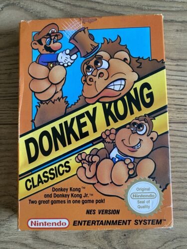 Nintendo NES Game Donkey Kong Classics CIB Collectors & Protector Case 1988 - Picture 2 of 15