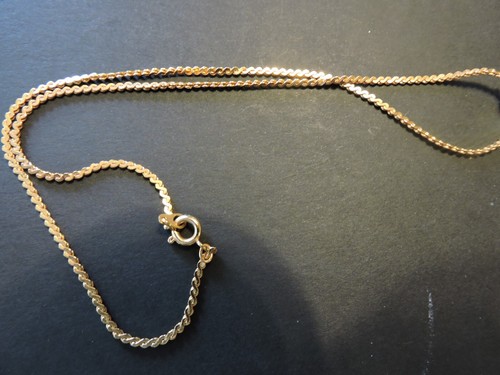 Elephant pendant and chain goldtone small with trunk raised good luck - Picture 4 of 4