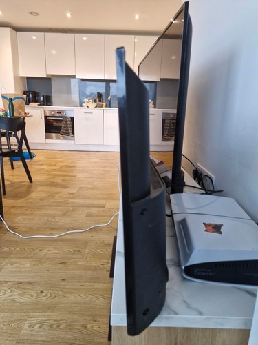 sharp aquos tv - Picture 3 of 3