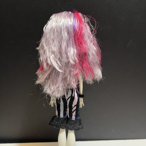 Muñeca Monster High Catrine Demew Scaremester Falta Zapatos y Cola - Imagen 6 de 7