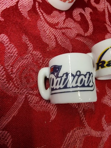 NFL Football Teams Mini 1.25" Ceramic Coffee Mugs Team Logo, 11 Count - Picture 5 of 12