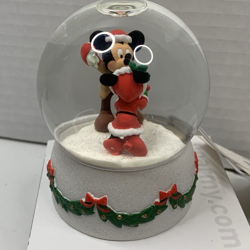 Hallmark Walt Disney Mickey Minnie Snowglobe Christmas Mistletoe VTG 2000s - Picture 5 of 6