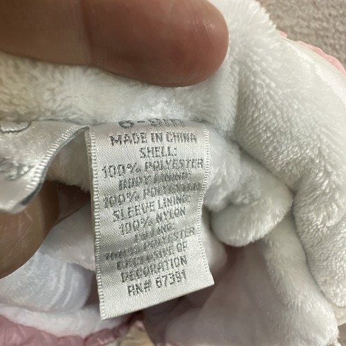 KOALA BABY Schneeanzug mit Kapuze rosa Fleece gefüttert warm Größe 6/9 Monate Handbezüge - Bild 4 von 16