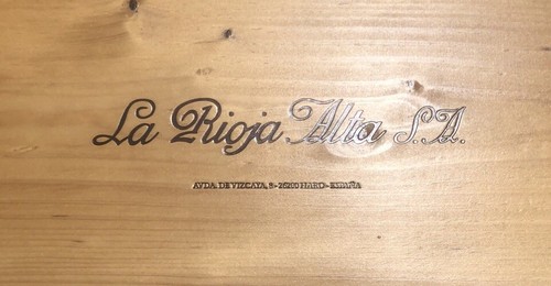 Beautiful Wood Wine Box 12 Panel lot Crate ends Cellar Vineyard - Picture 12 of 12