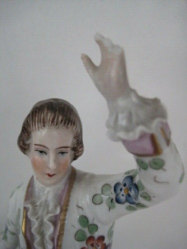 PAR DE FIGURAS DE PORCELANA SITZENDORF PASTOR Y PASTORA DRESDEN APLICADAS - Imagen 10 de 12