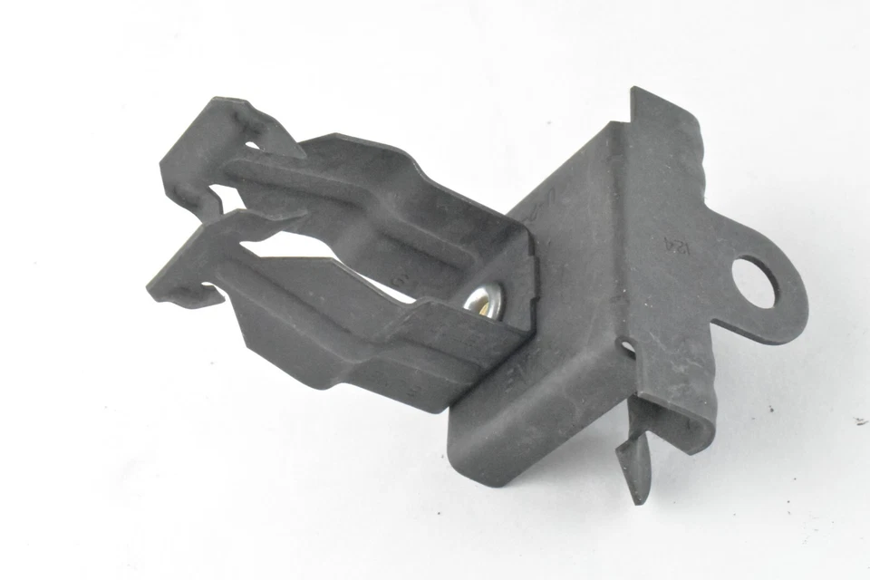 B-Line BP-12-U-2-4 Qty 82 - Image 4 of 4