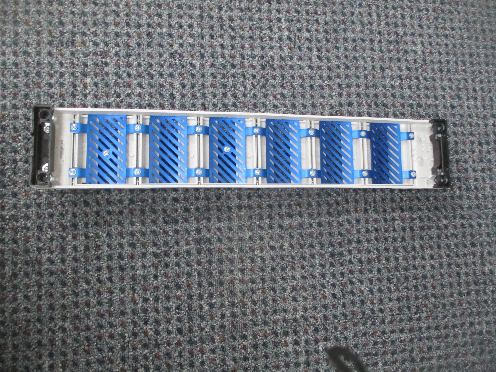 Picture 2 of 8