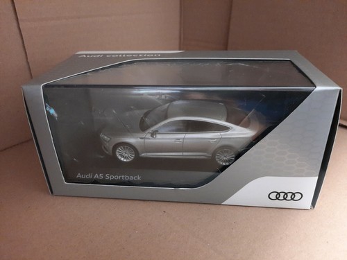 Spark 1.43 Scale Audi A5 Sportback Florett Silver 501.16.050.31 - Picture 2 of 10