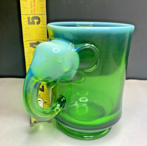 Vintage 1974 Westmoreland (Imperial) Glass Green Political Elephant Moonstone - Picture 9 of 11