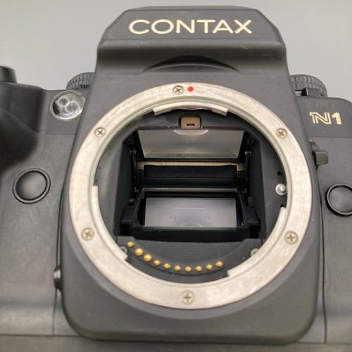 [EXC] Contax N1 SLR Film Camera Carl Zeiss Vario-Sonnar 24-85mm f/3.5-4.5 Lens - Picture 4 of 15