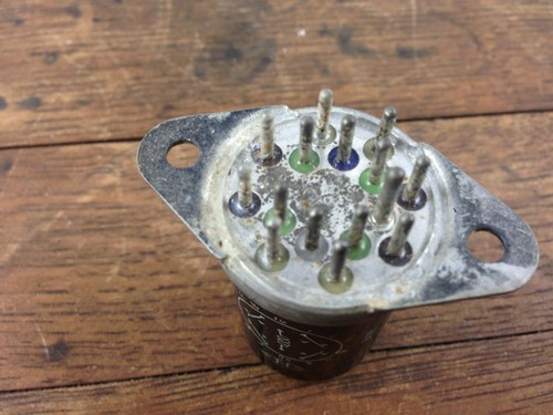 HART MFG. R130B1P1C607 4PDT RELAY 300 OHMS 28 VDC  #102 - Picture 2 of 2