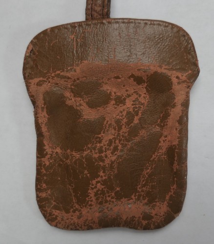 1960-1970's Porsche Factory / Dealer Brown Leather Keychain Pouch - Picture 2 of 8