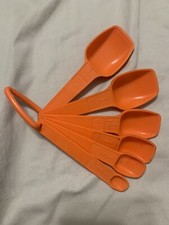Vintage Tupperware Set 6 Orange Nesting Measuring Spoons with D-Ring