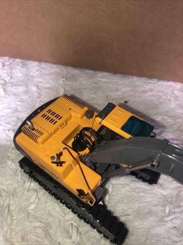Motorart - Volvo EC240BLC Excavator - 13034 - 1:50 Scale - Mint Great Load - Picture 4 of 9