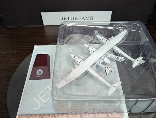 1/200 NAVE MADRE GALATTICA VERGINE E ASTRONAVE ANNI 10 COLORI N348MS N339SS JC WINGS - Foto 12 di 13
