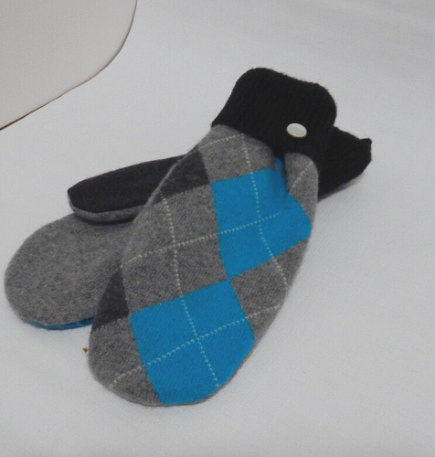 MITTENS UPCYCLED RECYCLED WOOL/BLENDS SWEATERS HANDCRAFTED- OOAK - Picture 2 of 4