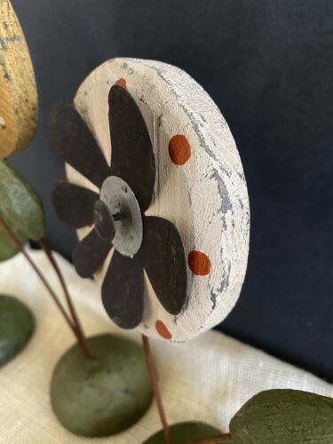 Prim Folk Art Farmhouse Style Whimsy Set 3 Wood Flowers On Base With Polka Dots - Picture 4 of 12