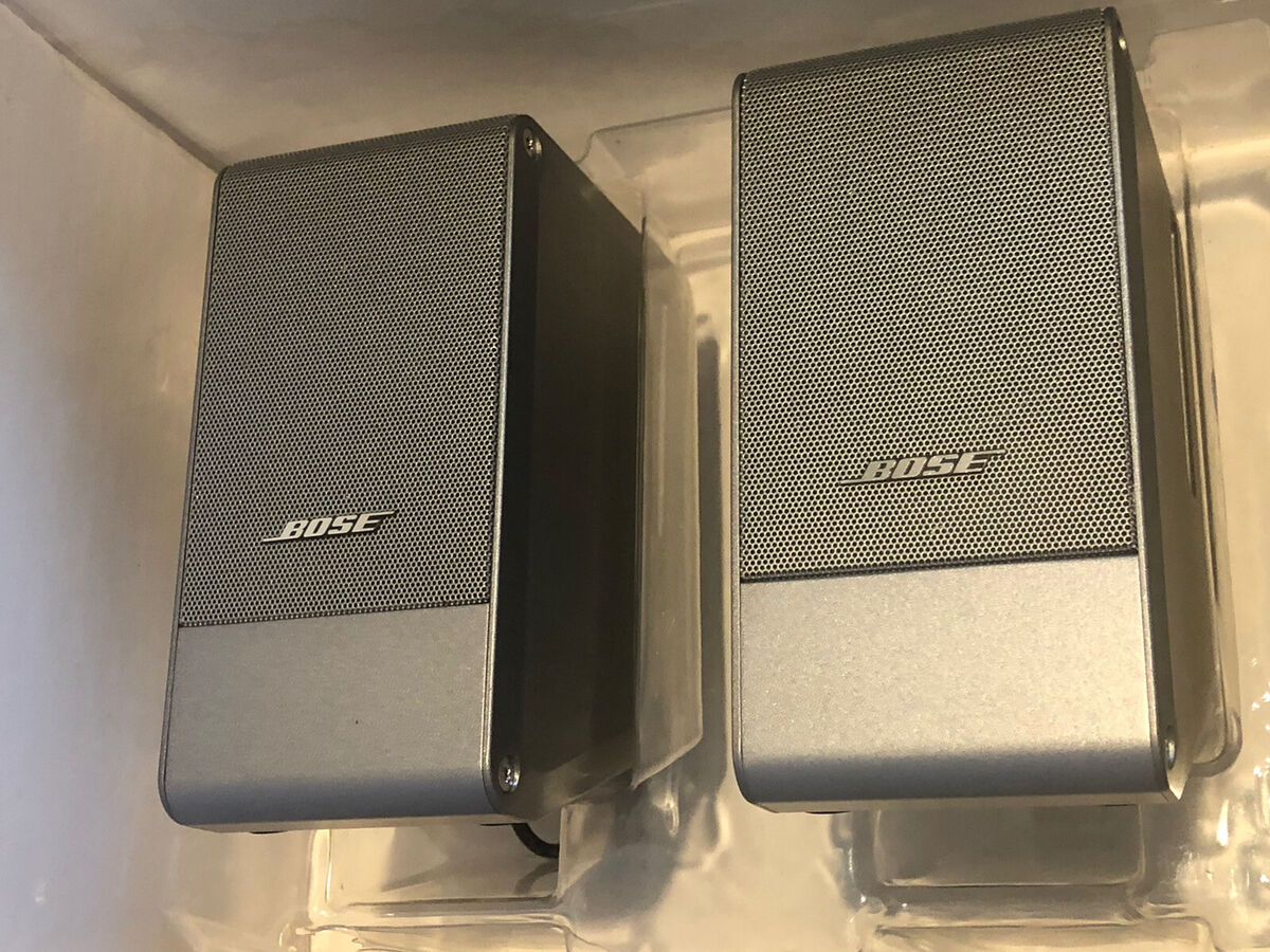 Bose Computer MusicMonitor Computer Speakers Desktop PC Silver Bose Sound  Mint !