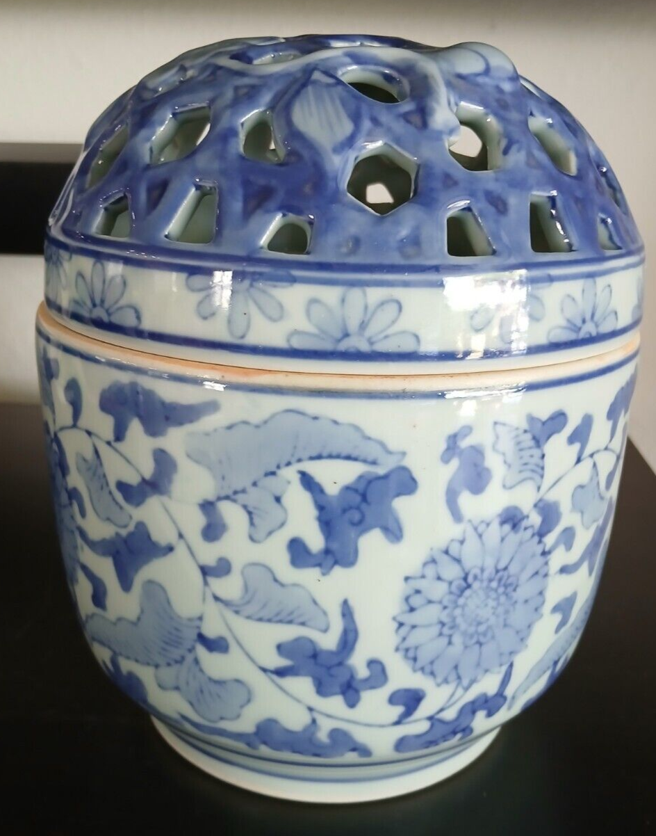 Foto 2 di 24