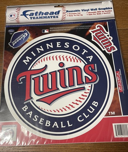Fathead Teammates reusable Vinyl Wall Graphics Minnesota Twins Decal 11”x11” - Picture 3 of 3