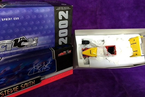 CASE OF 9 - 1:24 SCALE - 1995 TO 2004 ACTION DIE CAST CARS - NEW IN BOXES - Picture 7 of 11