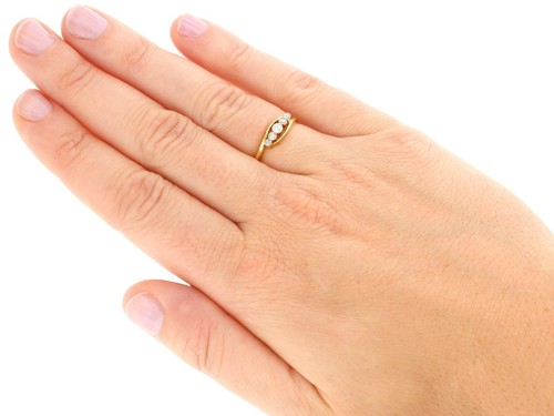 Antique 0.22ct Old Cut Diamond and 18Carat Yellow Gold, Five Stone Ring - Picture 7 of 9