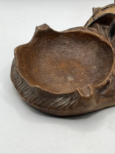 Antiguo cenicero de resina con inserto de vidrio Salado Capitán al volante del barco - Imagen 7 de 12